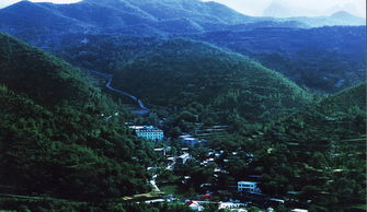 浮戲山楊樹溝 攬奇秀山水，探幽谷勝境
