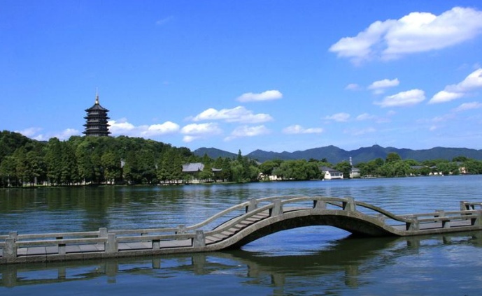 浙江必玩旅游景區-杭州西湖風景名勝區旅游攻略
